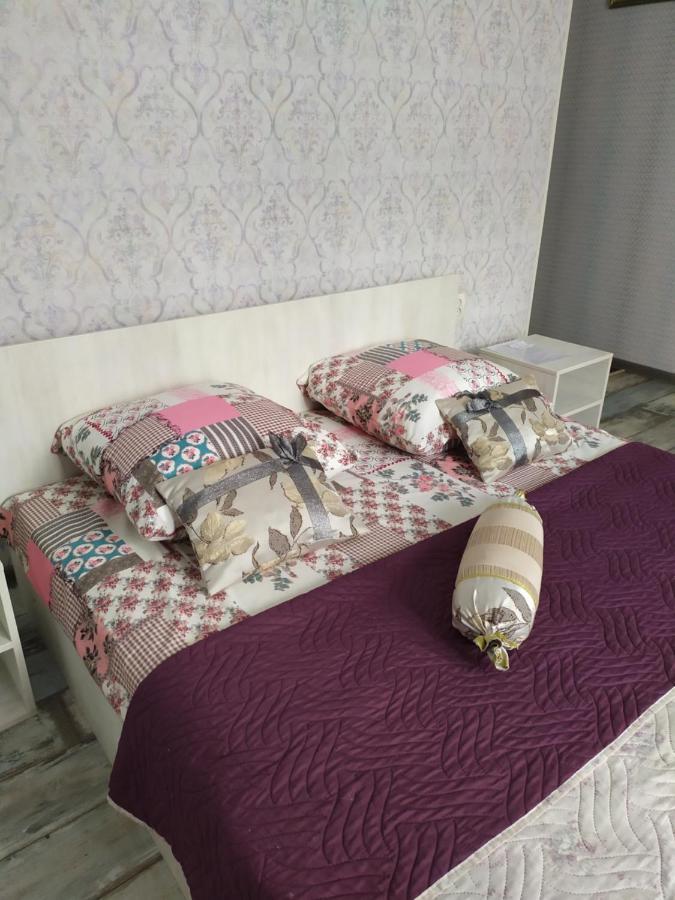 Mini Hotel Na Gasheka Kiev Bagian luar foto