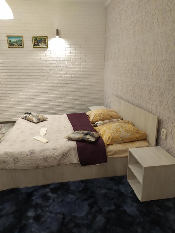 Mini Hotel Na Gasheka Kiev Bagian luar foto