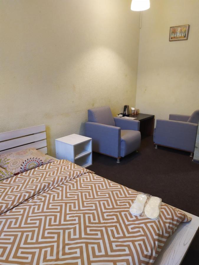 Mini Hotel Na Gasheka Kiev Bagian luar foto
