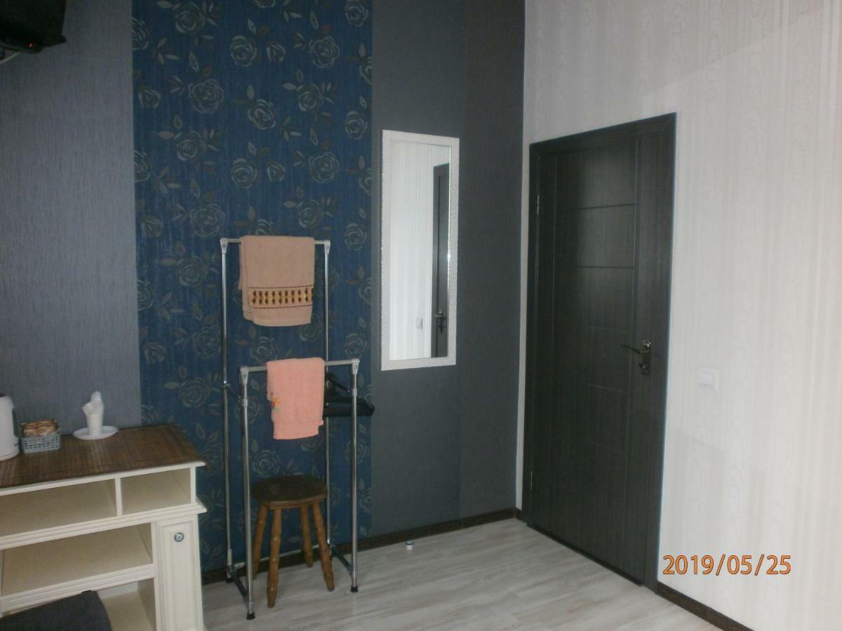 Mini Hotel Na Gasheka Kiev Bagian luar foto