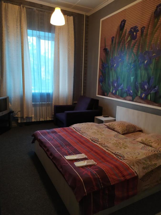 Mini Hotel Na Gasheka Kiev Bagian luar foto