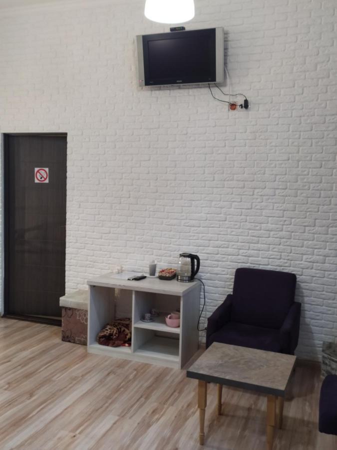 Mini Hotel Na Gasheka Kiev Bagian luar foto