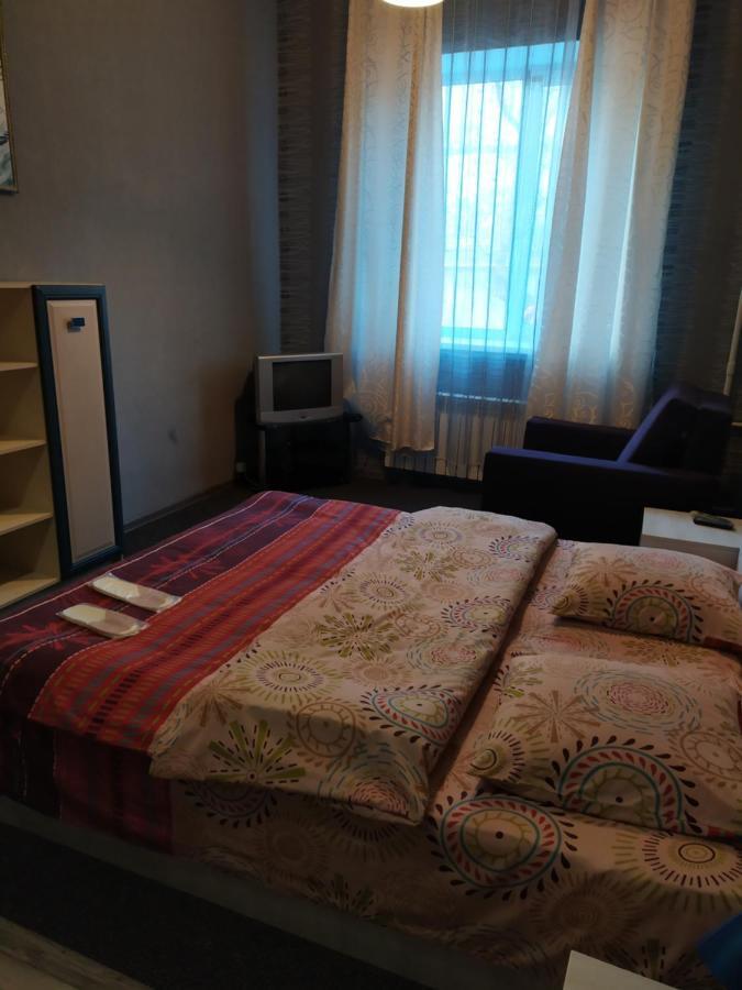 Mini Hotel Na Gasheka Kiev Bagian luar foto